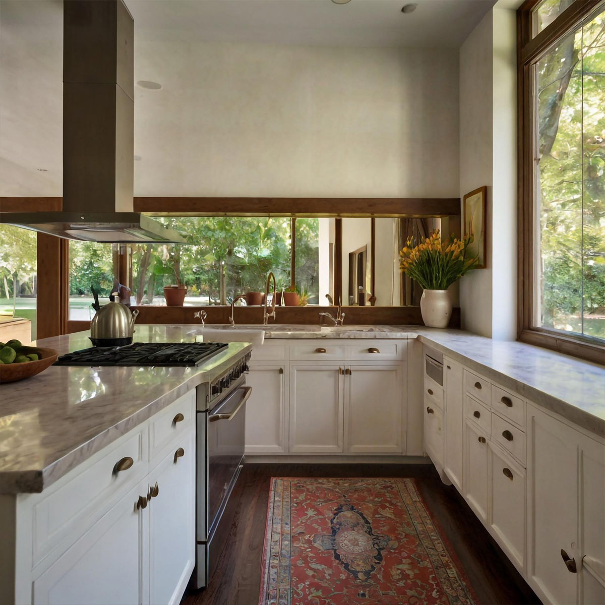 Deep cleaning kitchen in Atlanta home